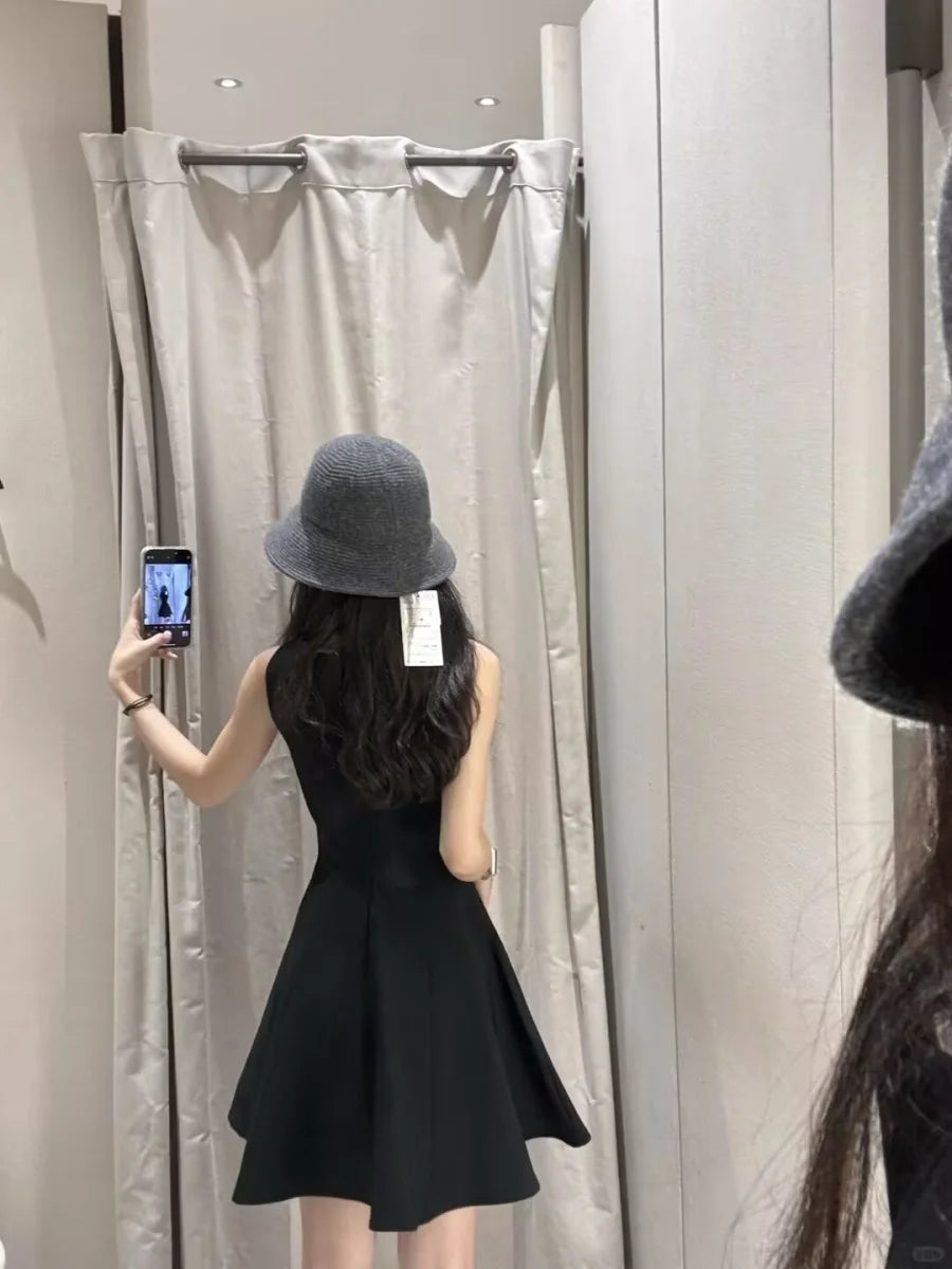Clara Wide Swing Sleeveless Dress