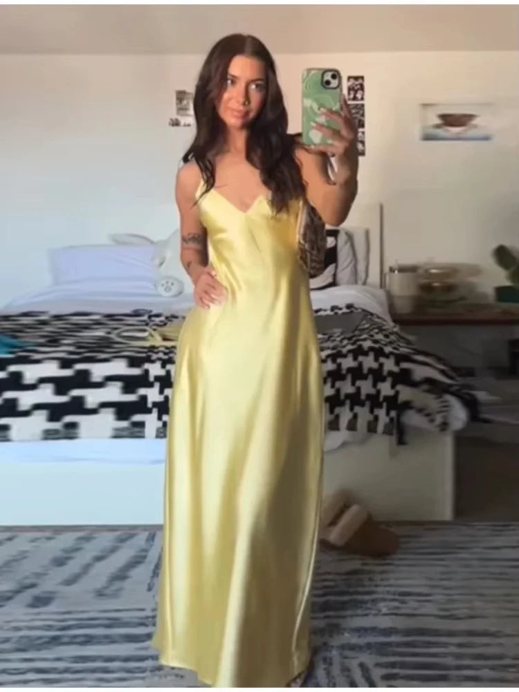 Gwen Elegant Summer V Neck Dress